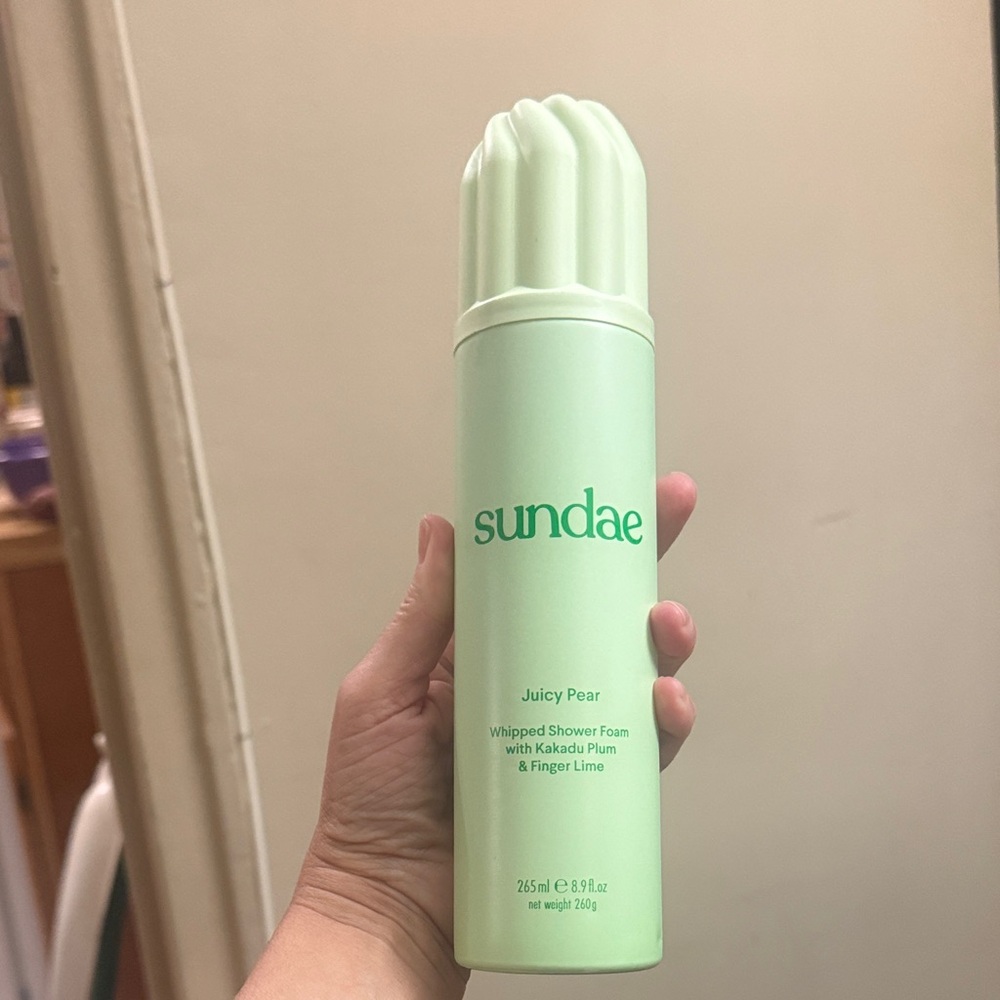 Juicy Pear Whipped Shower Foam - Light Green